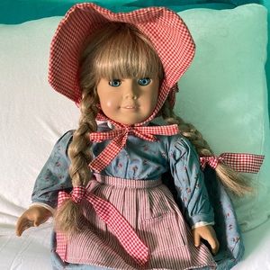 AMERICAN GIRL KIRSTEN LARSON DOLL